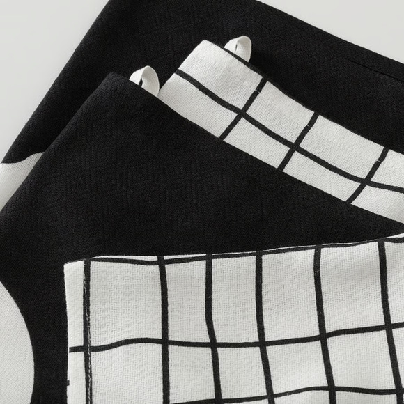 IKEA KUSTFYR Dish Towel, Ghost/Spider White/Black, 18"x24", (406.230.06) NEW - Picture 3 of 3